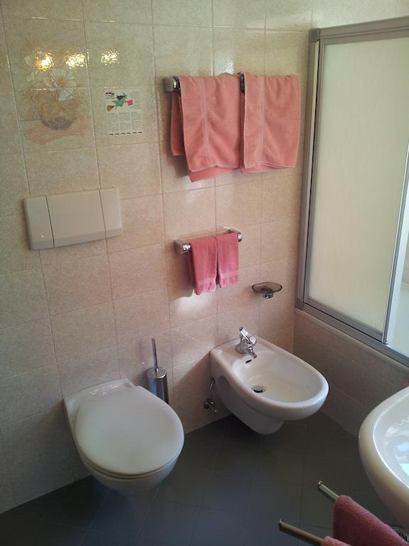 Hotel Garni Doris كاستيلِروتّو الغرفة الصورة